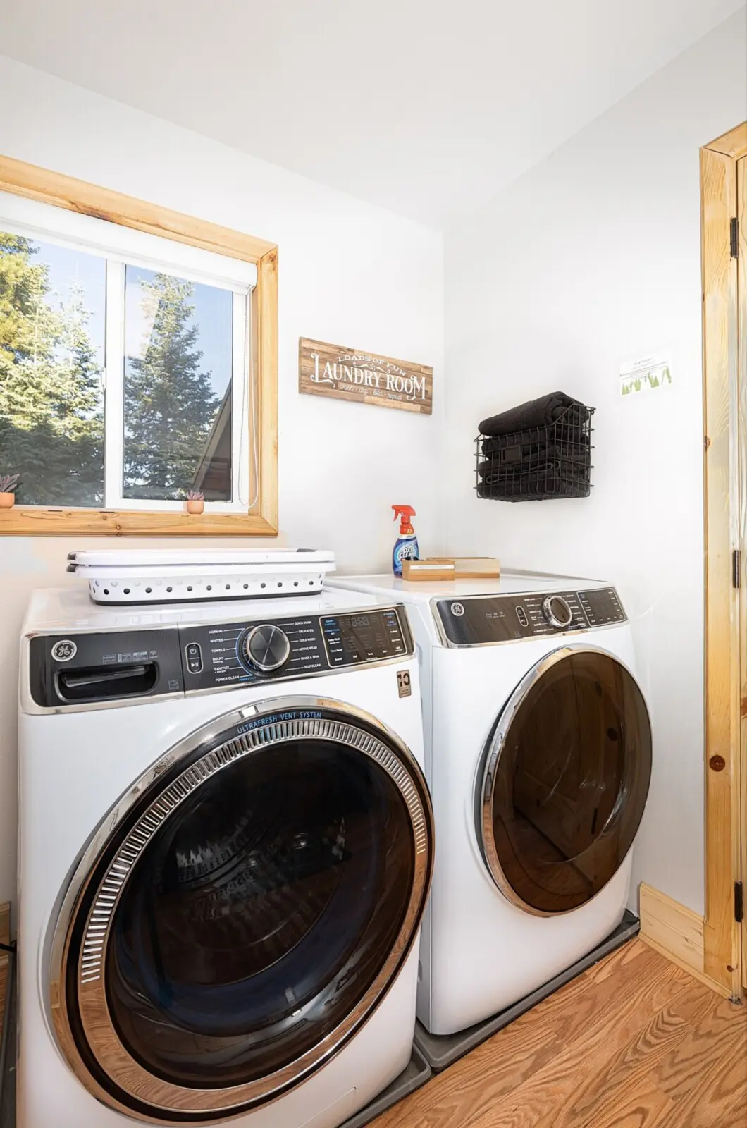 3a0a87ac0a42495f958d986aa7470893 LargeOriginal.jpg