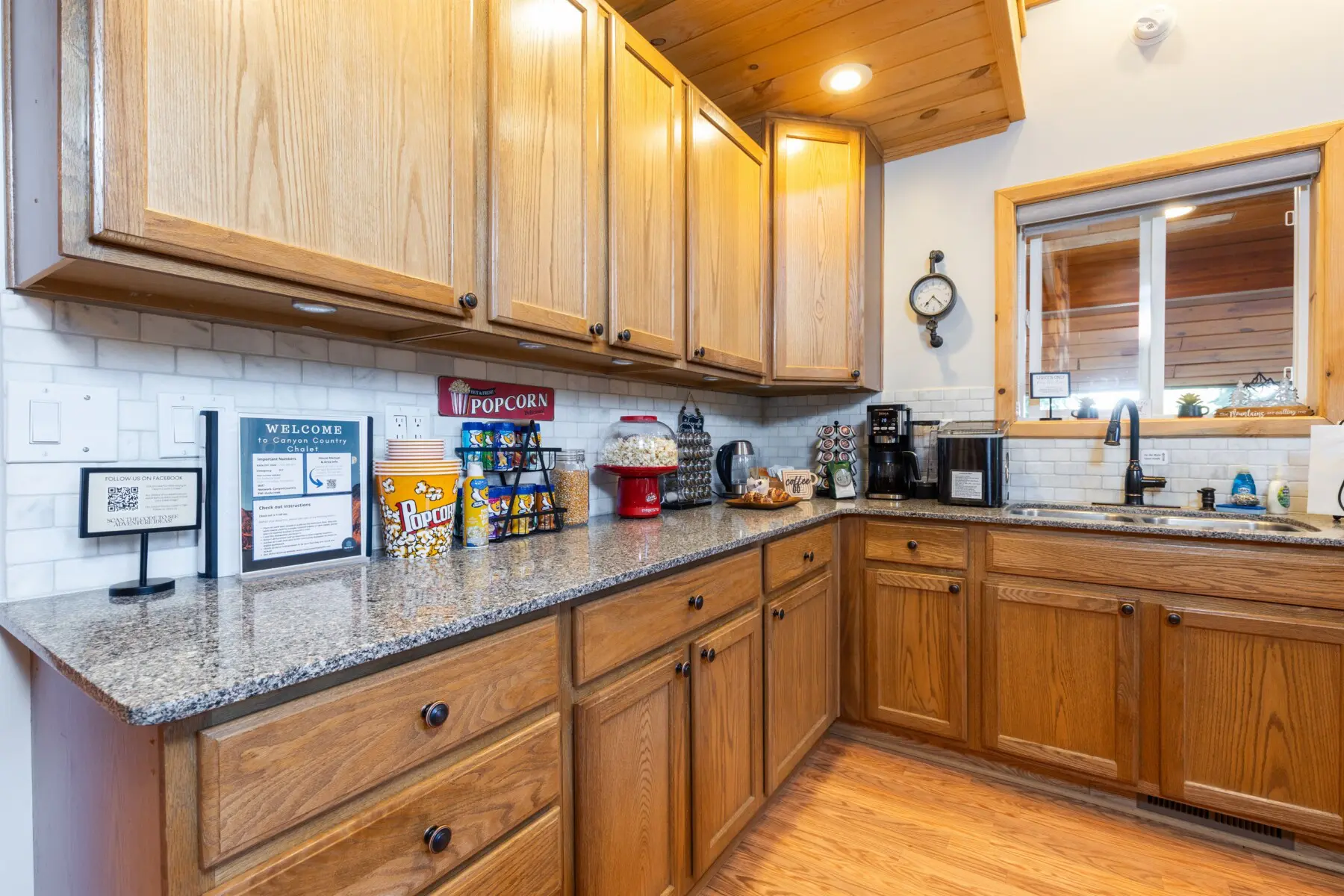 97e24318d9804ba1bd2c2e14119f533e LargeOriginal.jpg